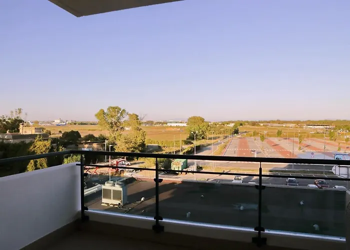 A Due Passi Dall'aeroporto - Comodo Per Il Viaggio *